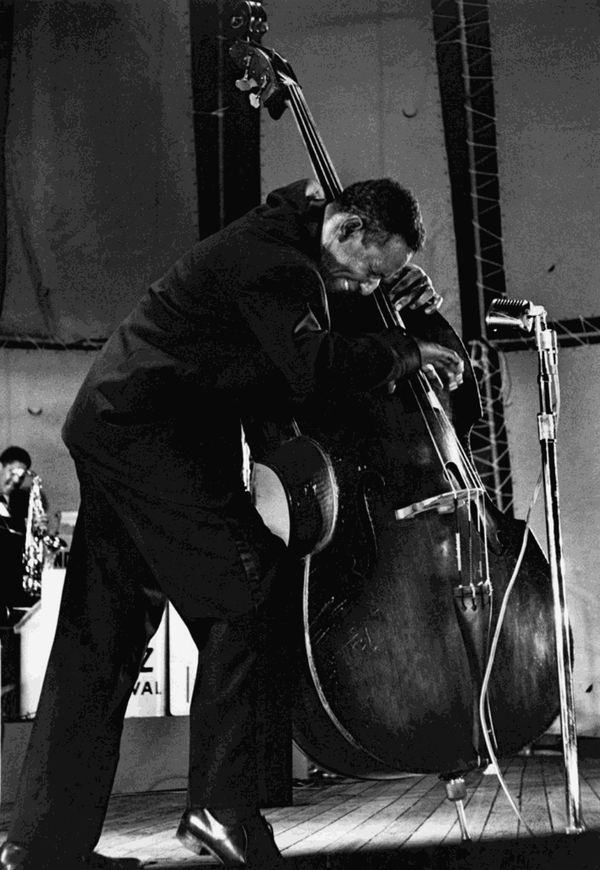 Henri Dauman, Aaron Bell (Click for details)