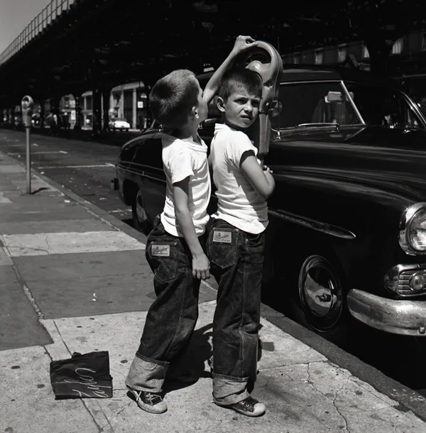 Vivian Maier, 2 Matching Boys at Meter