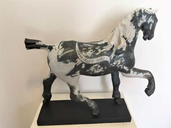 horse sculpture