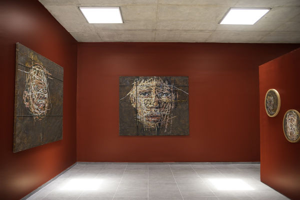 1Z2A6371 Edit Copy Copie