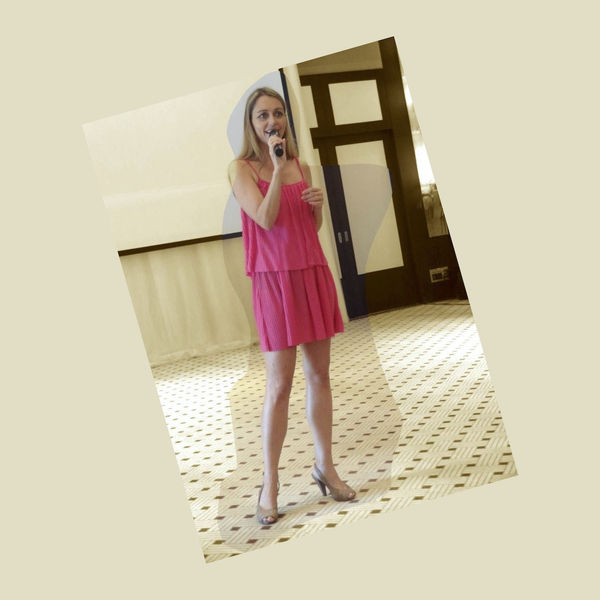 Kristine Oustrup, Singapore