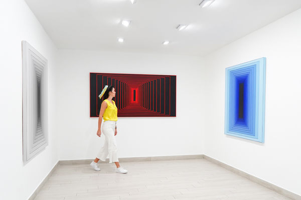 Portales Emmanuel Moses