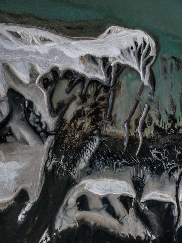 Edward Burtynsky, Shell Beach #5, Shark Bay, WA, Australia, 2025