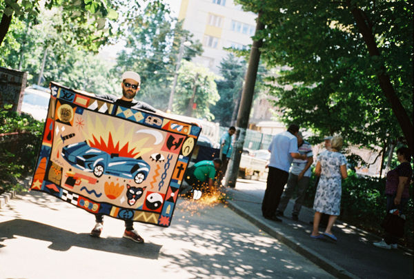 Saddo , Lives and works between Lisbon and Bucharest