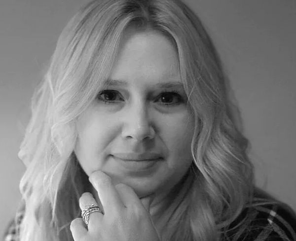 KATIE CROFT, @KATIECROFTART