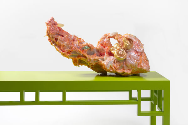 The trace is not a presence ...