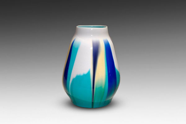Saiyu Jar, 2010 Porcelain with vivid colored glaze (yôsai) 12 3/4 × 9 3/4 in (32.4 × 24.8 cm)