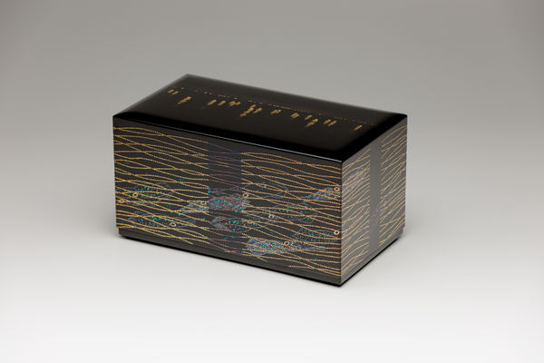 Teranishi Shōta, Box with Design in Maki-e, “Spring Light”, 2007
