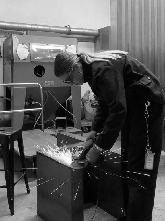 BUSE CESUR, CUMMING HOME PILEVNELI | DOLAPDERE