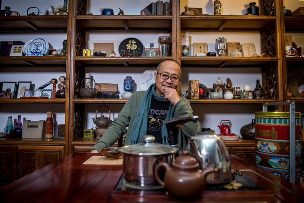 Ye Xue, Studio Shot.