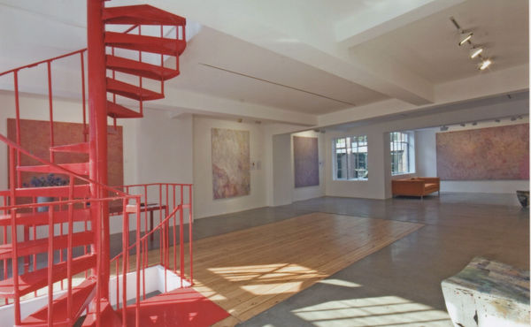 Rebecca Hossack Art Gallery: Conway Street, London