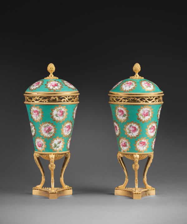 Sèvres, A pair of Louis XVI pot-purri vases by Sèvres, Paris, date circa 1770-1775
