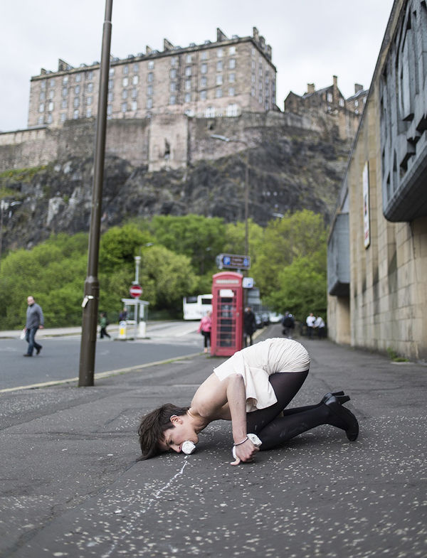 Karolina Kubik, performance