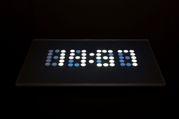 Catherine Weir, Candle Clock, 2010