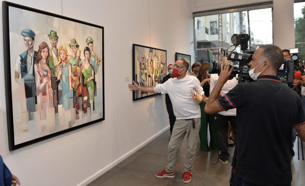 AMBRE ET LUMIERE Mounia Amor