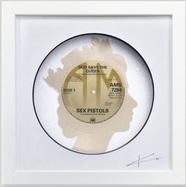 Manor-Gallery-Exeter-Keith-Haynes-Vinyl-GSTQ-Queen-Elizabeth