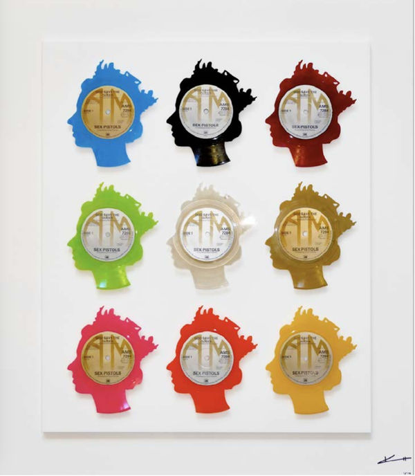 Manor-Gallery-Exeter-Keith-Haynes-Vinyl-Perspex-Queen-Elizabeth