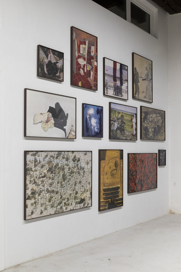 Vue de l'exposition "Printed" à l'atelier TCHIKEBE à Marseille, dans ses nouveaux locaux de la rue Duverger avec des éditions inédites de Claude Closky, Anne-Valérie Gasc, Jean-Luc Moulène, Bruno Peinado et Julien Prévieux.