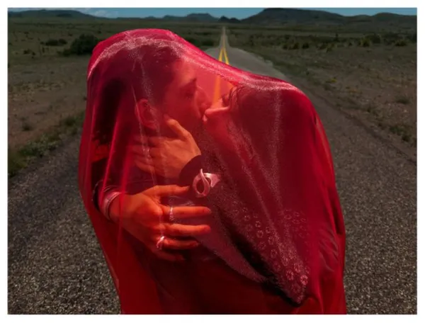 Think Love, 2025. Bron Foto Inez & Vinoodh