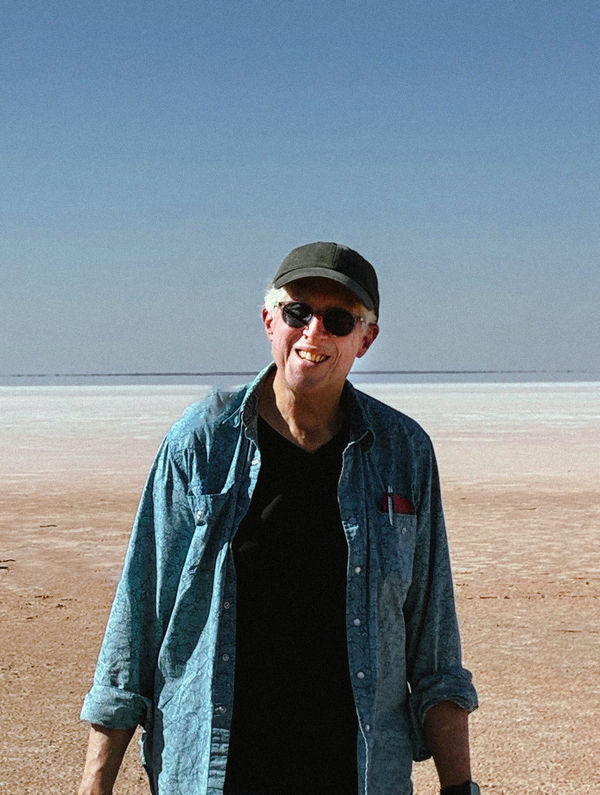 Ways of Looking at Western Desert Paintings, Fred Myers