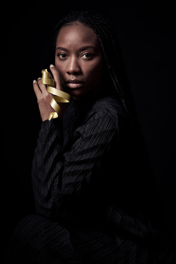 Ute Decker – wearable art - Fairtrade Gold commission for the exhibition Constellations: Contemporary Jewelry at the Dallas Museum of Art. Photography Xavier Young