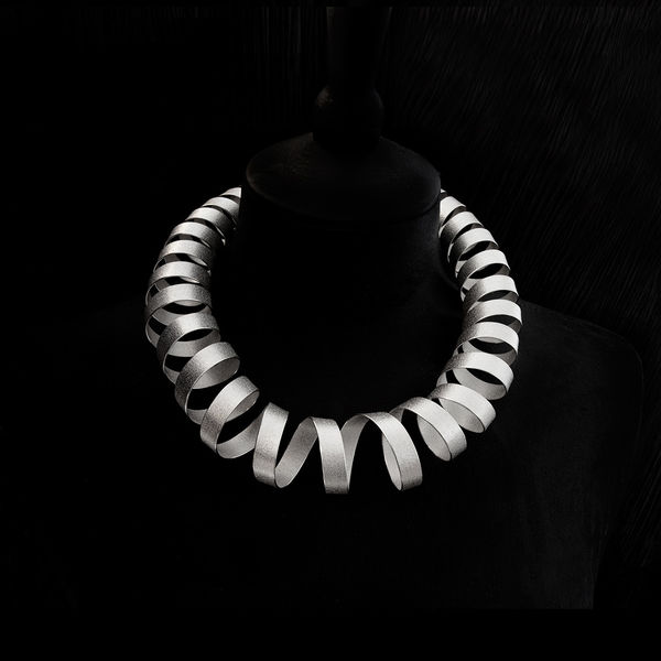 Ute Decker Neck N017 1B Recyclsilver Spiral Photoute Decker 1080