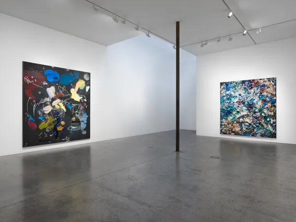 Secundino Hernández: time TIME