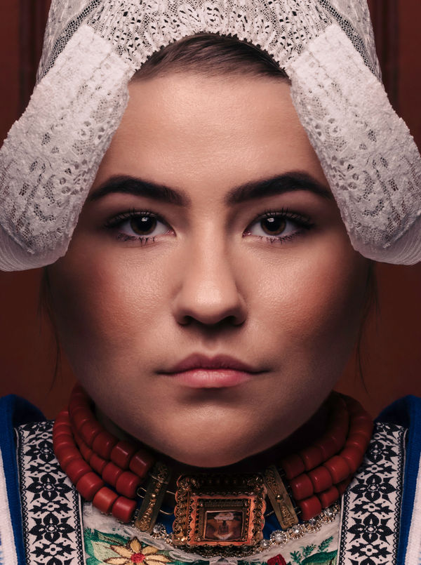 Ezra Böhm, The Identity of Holland : Volendam