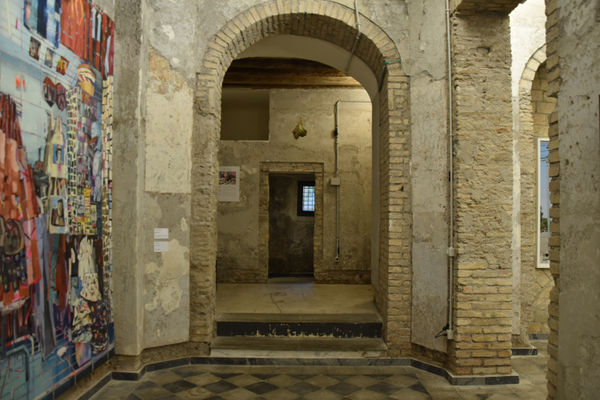 Installation View | Giovanni Kronenberg, Untitled, 2022 @ Objects in mirror are closer than they appear, curated by the Curatorial Collective of Luiss Business School, Cosmo Trastevere, 2024-2025.