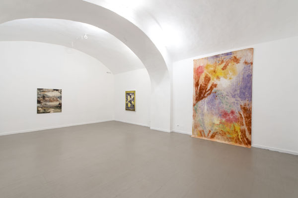 Moto ondoso stabile, curated by Davide Ferri, installation view at z2o Sara Zanin Gallery