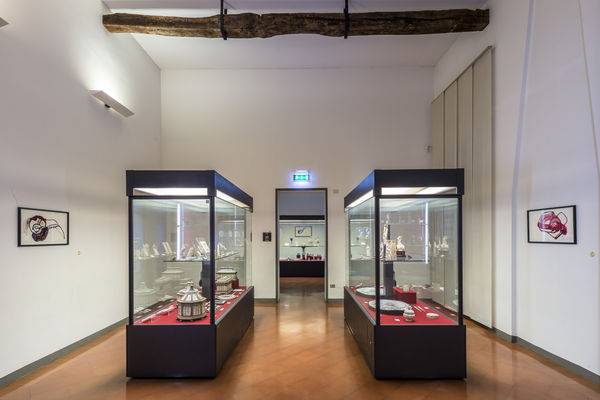 Traces, Ibrahim Ahmed, Evgeny Antufiev, Silvia Camporesi, Kaarina Kaikkonen, Giovanni Kronenberg, Beatrice Pediconi, Nazzarena Poli Maramotti, curated by Marina Dacci, Civic Medieval Museum, Bologna