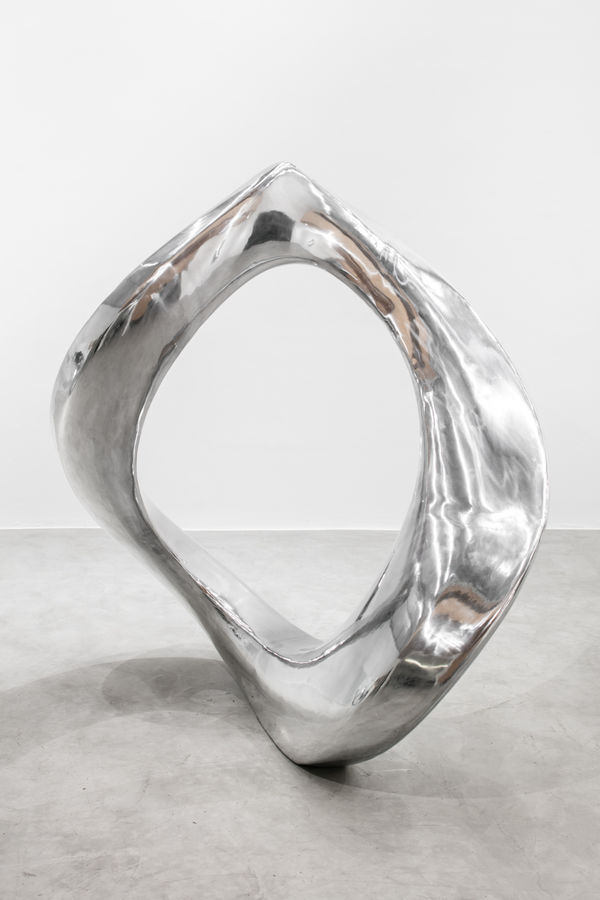 Rizza Bézier I, 2025 Aluminum casting 200 x 173 x 174 cm