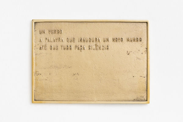 Ivan Grilo Um verbo, 2025 Bronze 21 x 30 cm