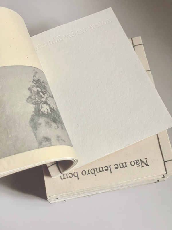 Quatro artistas da Zipper Galeria indicam livros que inspiram suas produções, No Dia Mundial do Livro, Ivan Grilo, Rodrigo Braga,...