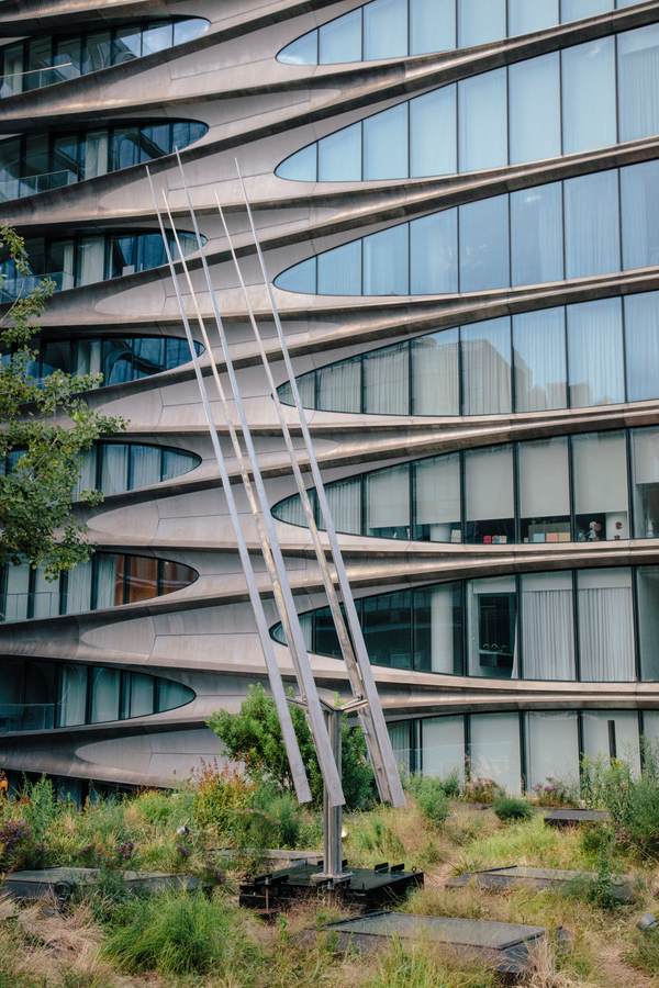 George Rickey, Five Lines in Parallel Planes, 1966