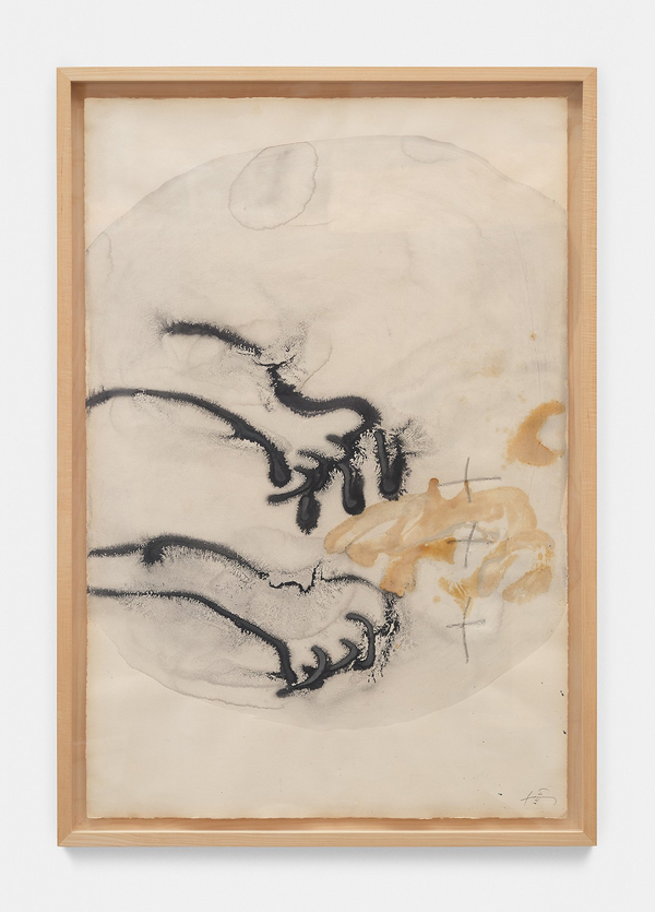 Antoni Tàpies Dues urpes1989 Mixed media on paper 47 1⁄4 x 31 1⁄2 in. (120 x 80 cm) Framed: 50 3⁄4 x 35 1⁄4 in. (129 x 89.5 cm)