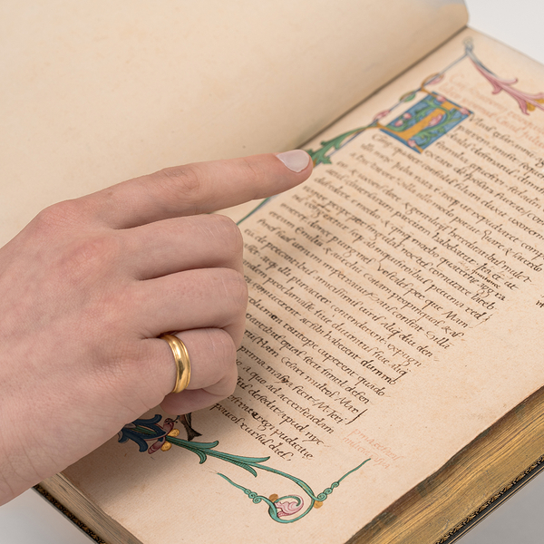 Posy Ring ‘AMOR VINC[I]T OMNIA'