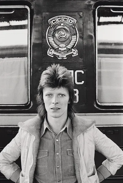 In Front of the Train, 1973
