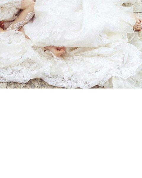 Mariana Bersten, Jody on the Floor, 2003