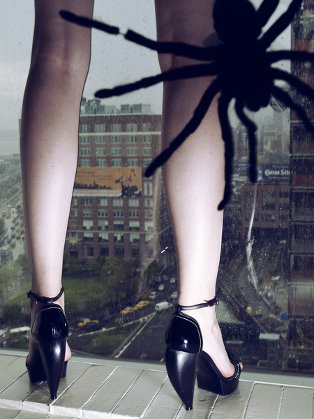Steven Klein&nbsp;, Heels &amp;amp; Venom, 2009