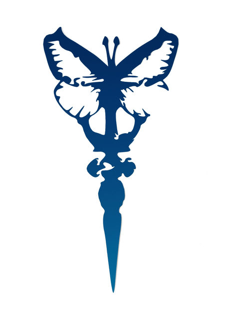 На создание проекта художника вдохновила история его подруги из Парижа. Долгое время она выращивала бабочек и мотыльков, буквально проживая с...