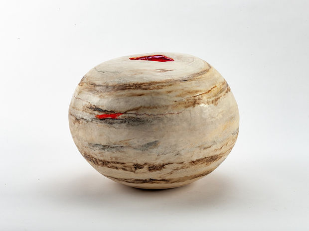 Understanding Ceramics Art Ceramics art spans an extraordinary range of forms, techniques and intentions. The medium begins with clay itself,...