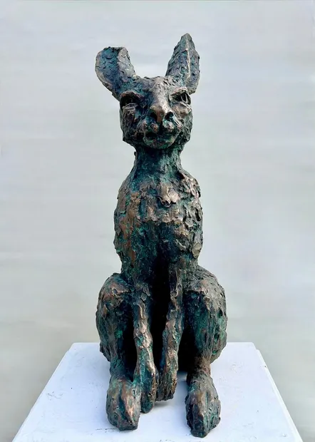 Kirsty Doig is a Scottish sculptural artist making bronze sculptures of animals, from wild hares to domestic dogs, that capture...