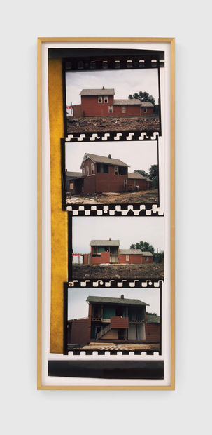Gordon Matta-Clark, Bingo (Bingone), 1974