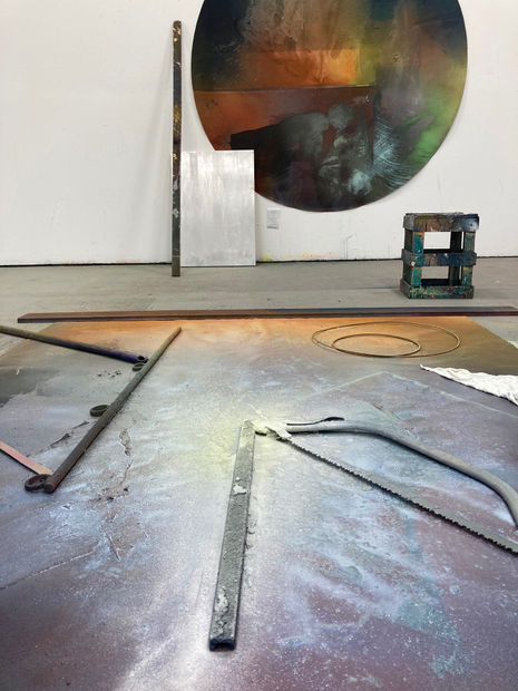 In contrast to previous series in which color and gesture flowed from one work into the next, these paintings evolved...