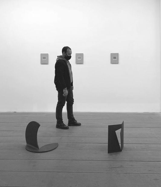 Sobre o curador, Douglas de Freitas