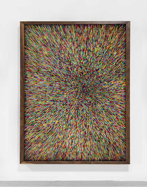 I V &Aacute; N N A V A R R O &ldquo;Particles I&rdquo;, 2025 LED, nogueira, espelho unidirecional, espelho e...