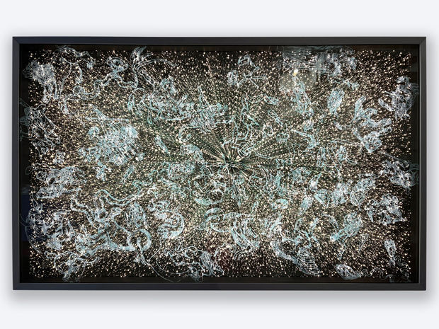 I V &Aacute; N N A V A R R O &ldquo;Zodiac Constellations&rdquo;, 2024 LED, pintura &agrave; m&atilde;o, alum&iacute;nio, espelho,...