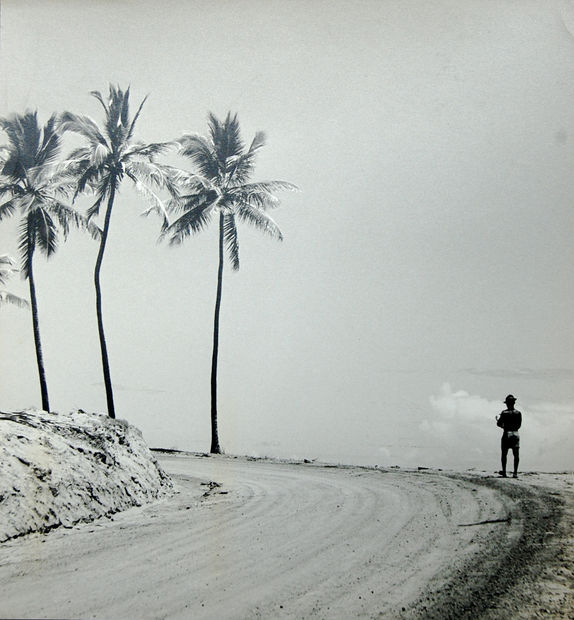 G A S P A R G A S P A R I A N 'Tropical', 1946 gelatina de prata...