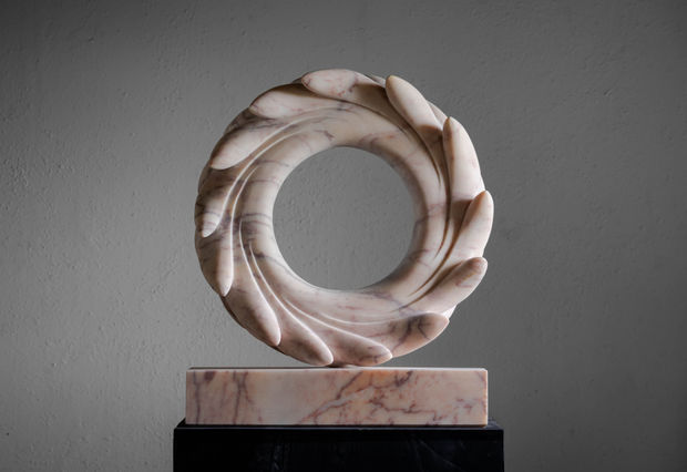 William Peers New Carvings Until 22nd November Viewing Room